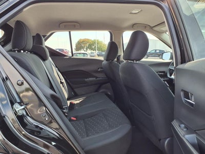 2022 Nissan Kicks SV