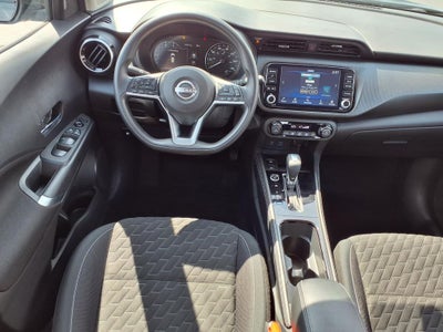 2022 Nissan Kicks SV