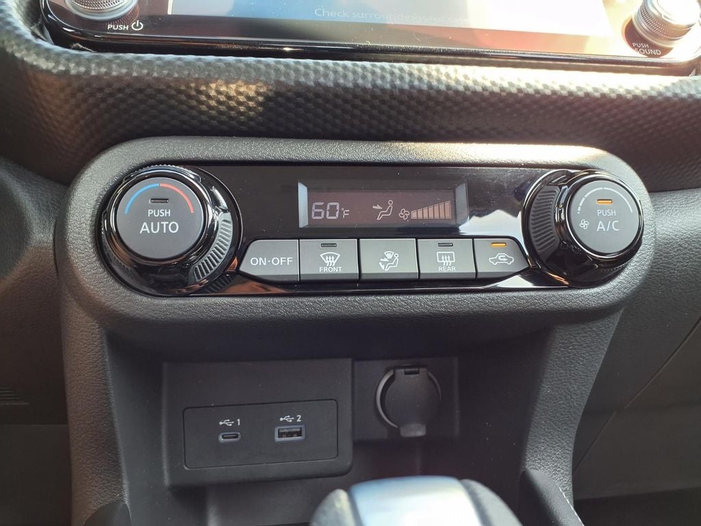 2022 Nissan Kicks SV