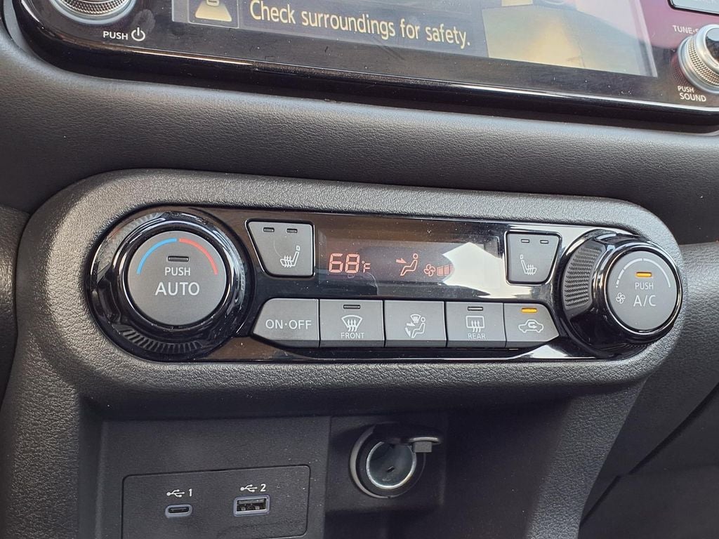 2024 Nissan Kicks SR