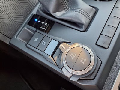2025 Toyota Tacoma 4WD SR