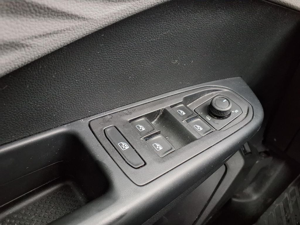 2023 Volkswagen Taos S