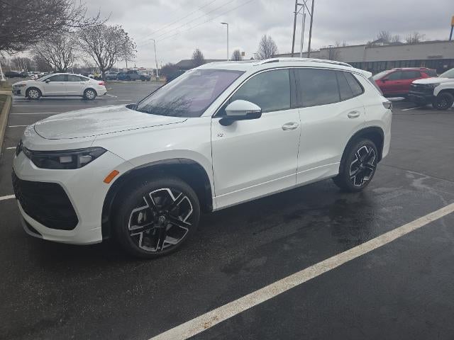 2025 Volkswagen Tiguan 2.0T SEL R-Line