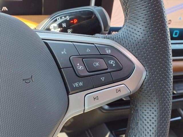 2025 Volkswagen Tiguan 2.0T SEL R-Line