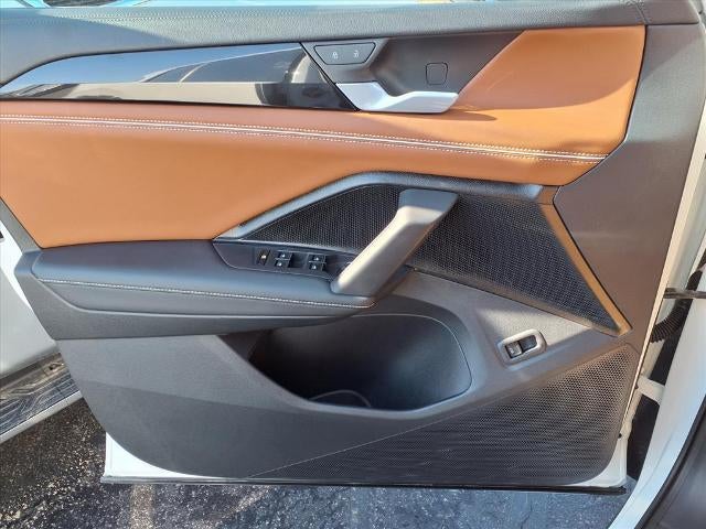 2025 Volkswagen Tiguan 2.0T SEL R-Line