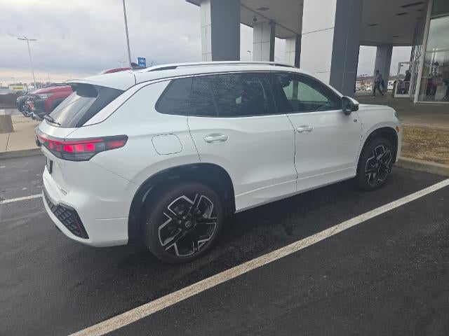 2025 Volkswagen Tiguan 2.0T SEL R-Line