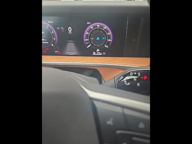 2025 Volkswagen Tiguan 2.0T SEL R-Line