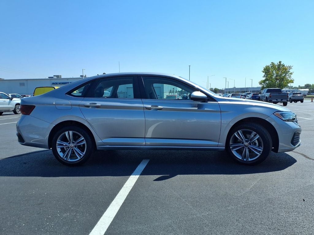 2024 Volkswagen Jetta SE