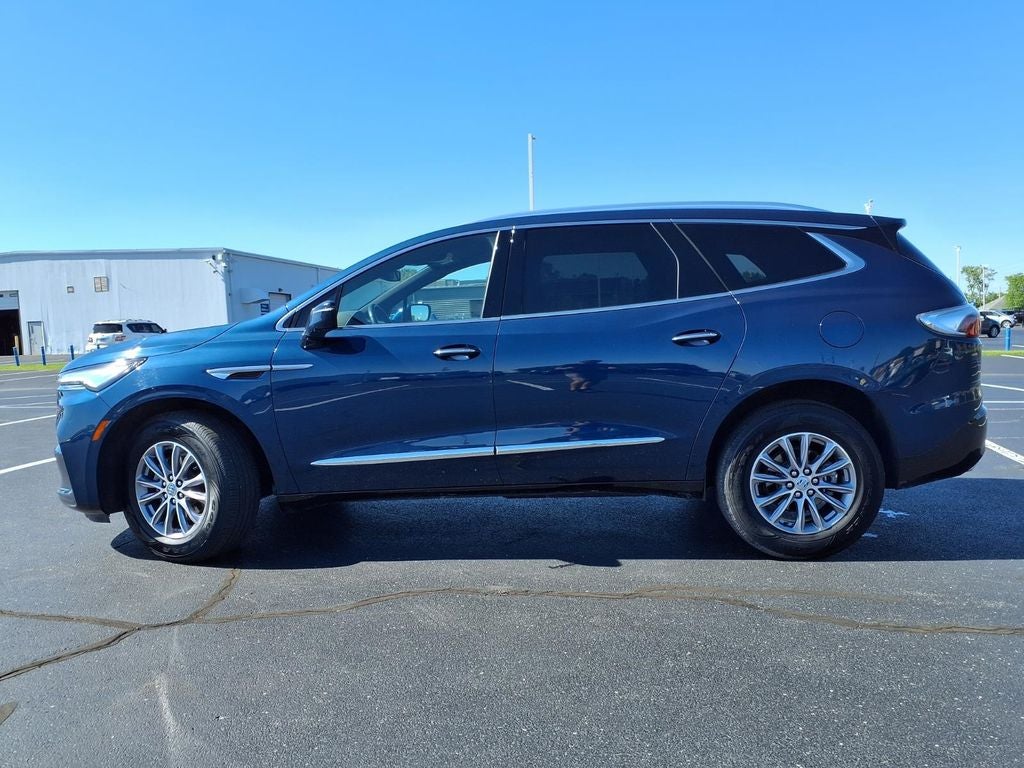 2024 Buick Enclave Essence