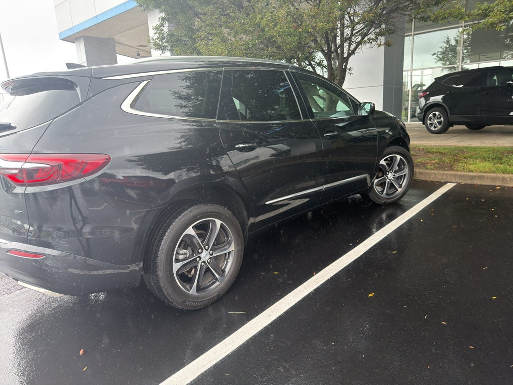 2020 Buick Enclave Essence