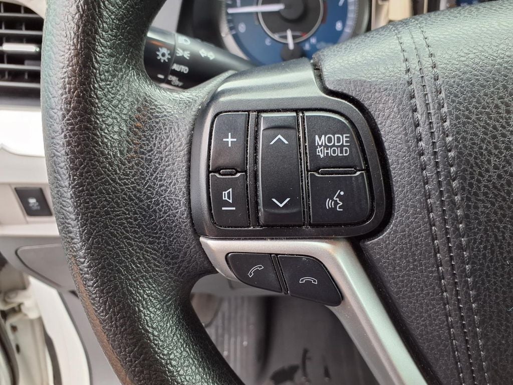 2019 Toyota Sienna LE Auto Access Seat