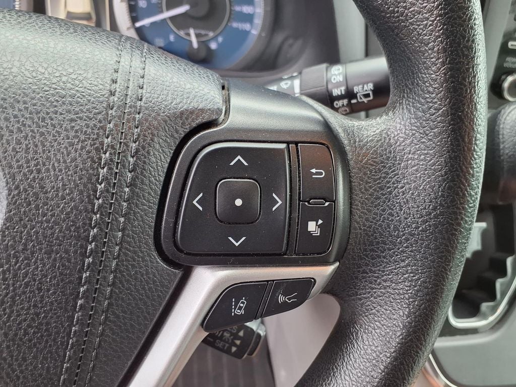 2019 Toyota Sienna LE Auto Access Seat