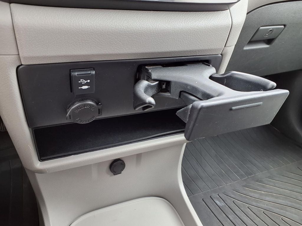 2019 Toyota Sienna LE Auto Access Seat
