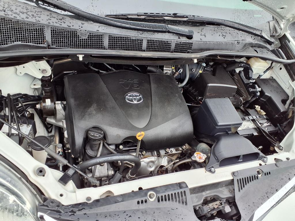 2019 Toyota Sienna LE Auto Access Seat