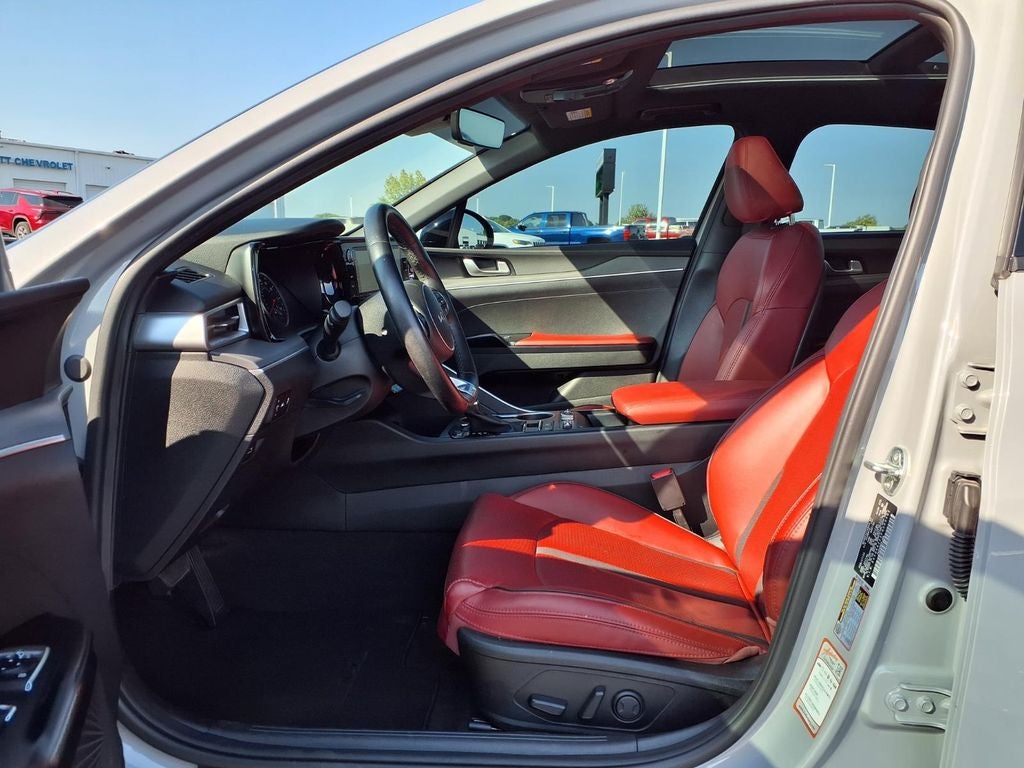 2023 Kia K5 GT-Line