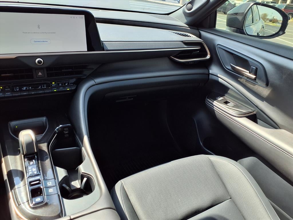 2025 Toyota Crown XLE