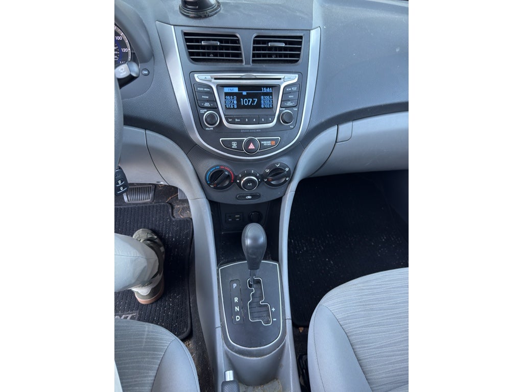 2017 Hyundai Accent Value Edition