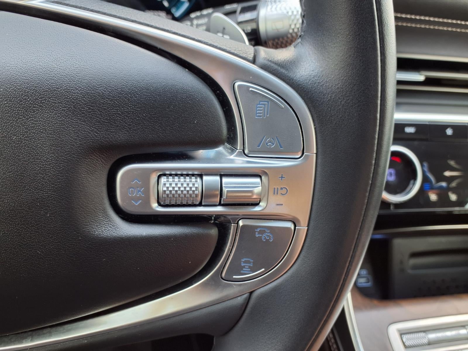 2024 Genesis GV80 Prestige Signature